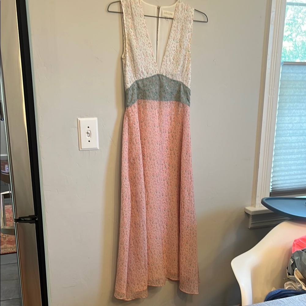 Divine Heritage sleeveless polyester floral pink and green dress size small.